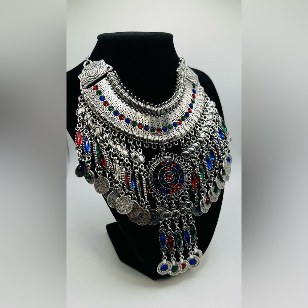 Statement necklace!!!!!